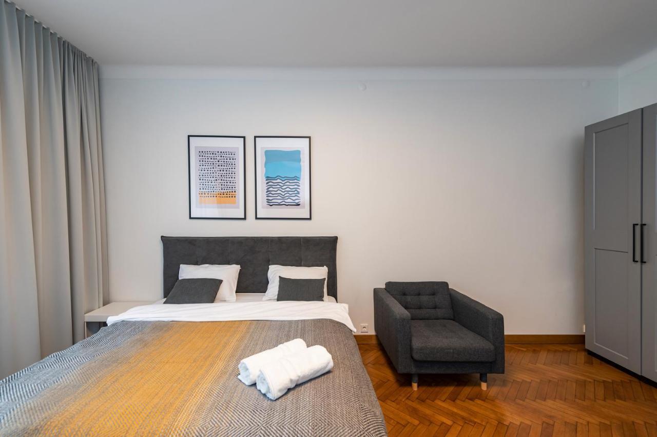 Downtown 4Bd Master Apartment By Hostlovers Kaunas Exterior foto