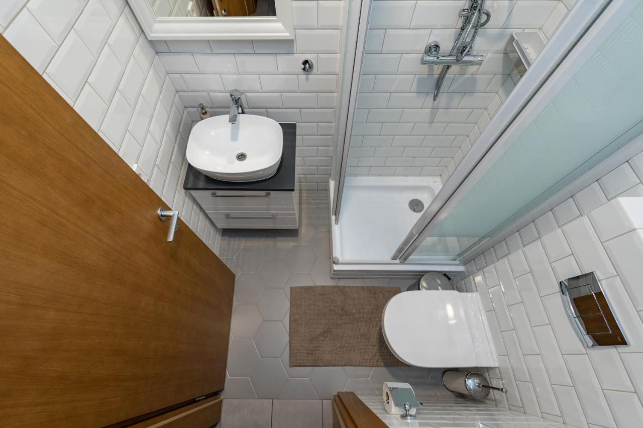Downtown 4Bd Master Apartment By Hostlovers Kaunas Exterior foto